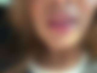 Live cam show with Salomme Cruz - Brown Eyes Big Tits on liverealitysex.com
