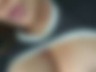 Live cam show with Salomme Cruz - Strip Toys on Soda Cam