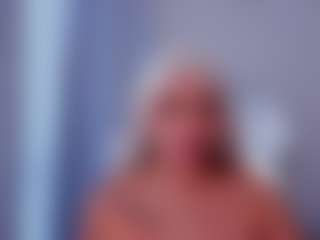 Live cam show with Salomme Cruz - Orgasm on Camsoda