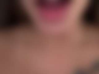 Live cam show with Salomme Cruz - Shredded on camwithhim.com