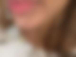 Live cam show with Salomme Cruz - Tease on xplaylive.com