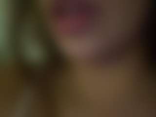 Live cam show with Salomme Cruz - Queer on Camsoda
