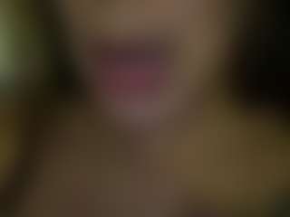 Live cam show with Salomme Cruz - Tease Toys on Camsoda