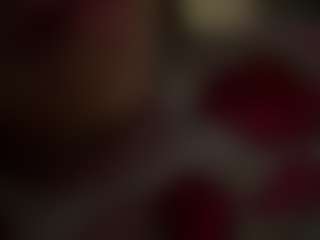 Live cam show with Salomme Cruz - Gagging on Camsoda