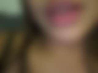 Live cam show with Salomme Cruz - Brown Eyes Toys on Dolls Live