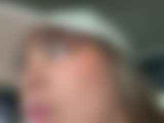 Salomme Cruz's Live Sex Cam Show