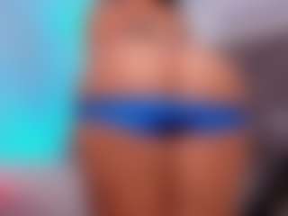 Live cam show with Salomme Cruz - Bedroom Curvy on Taboo Cams XXX