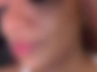 Live cam show with Salomme Cruz - Nipple Piercings on Instabang