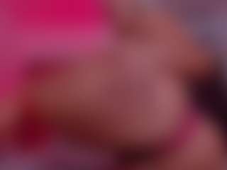 Live cam show with Salomme Cruz - Tease on Camsoda