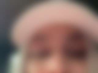 Live-camshow met Salomme Cruz - Strip Toys op Camsoda