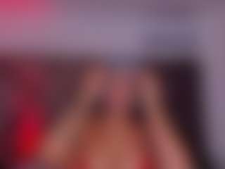 Live cam show with Salomme Cruz - Gagging on Camsoda
