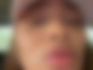 Salomme Cruz's Live Sex Cam Show