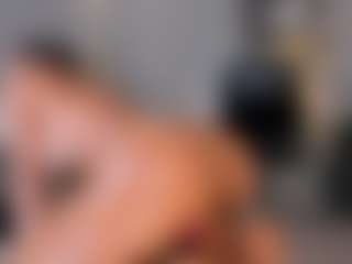 Live cam show with renatareyes - Robe on TottyGirls