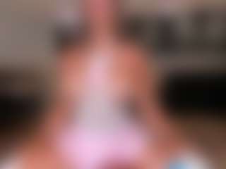 Live cam show with renatareyes - Handjob on Camming Site
