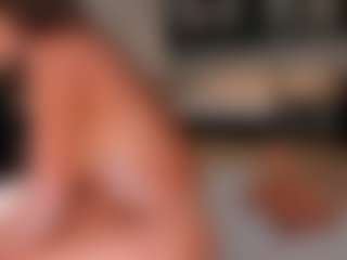 Live cam show with renatareyes - Brown Hair on 1on1-livenow