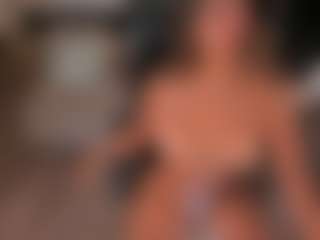 renatareyes's Live Sex Cam Show