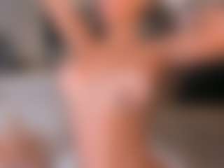 Live cam show with renatareyes - Bedroom on fapnchat