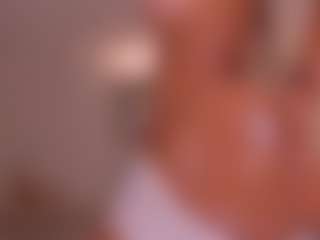 Live cam show with renatareyes - Fingers on Dolls Live