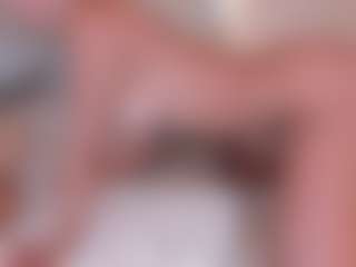 Live cam show with renatareyes - Flashing on xblisslive.com