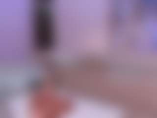 Live cam show with renatareyes - Living Room on Camsoda