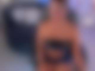 Live cam show with renatareyes - Brown Hair on hornycams.live