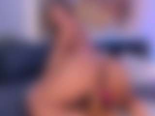 renatareyes's Live Sex Cam Show