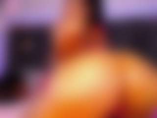 vannesahills's Live Sex Cam Show
