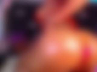 vannesahills's Live Sex Cam Show