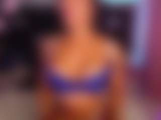 vannesahills's Live Sex Cam Show