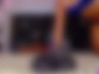 vannesahills's Live Sex Cam Show