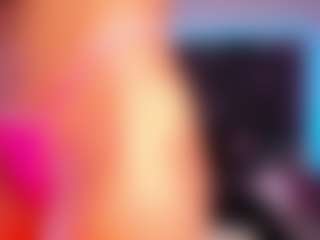 Live cam show with vannesahills - Shaved Pussy Teen (18+) on Camsoda