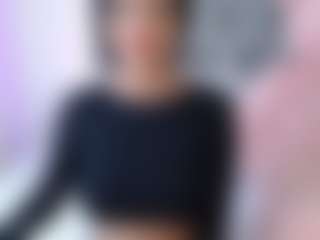 Live cam show with sophiacruz - Skinny on AdultVida.com