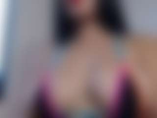 Live cam show with sophiacruz - HD on Camsoda
