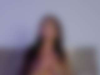 Live cam show with KIKI KLOUT - Lush Brown Hair on CamSextacy