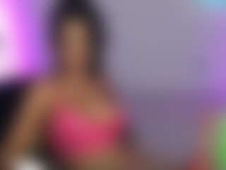 Live cam show with KIKI KLOUT - Shaved Pussy Curvy on Camsoda
