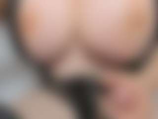 Deea's Live Sex Cam Show