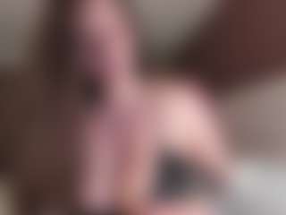 Live cam show with Mel Gomez - Big Tits on Fling VIP Chat