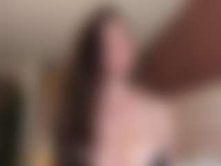 Live cam show with Mel Gomez - Natural on milfzrlive.com