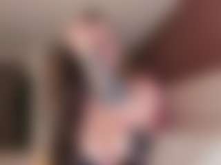 Live cam show with Mel Gomez - Lush on xblisslive.com