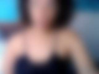 nadiablack's Live Sex Cam Show
