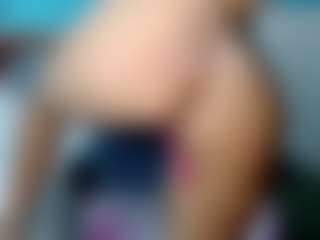 nadiablack's Live Sex Cam Show