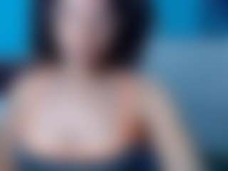 nadiablack's Live Sex Cam Show