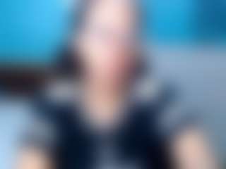 nadiablack's Live Sex Cam Show