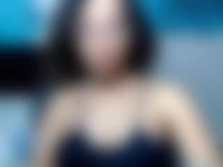 nadiablack's Live Sex Cam Show