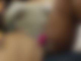 Live cam show with NahomyFox - Solo on live18s.com