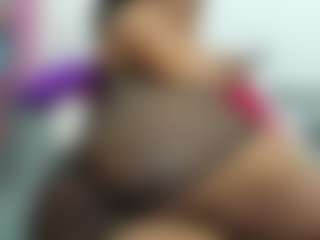 Live cam show with NahomyFox - BBW on Camsoda