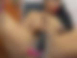 NahomyFox's Live Sex Cam Show
