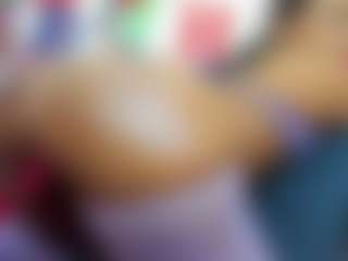 NahomyFox's Live Sex Cam Show