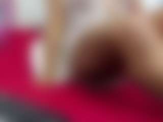 NahomyFox's Live Sex Cam Show