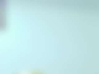 NahomyFox MILF webcam performer live streaming
